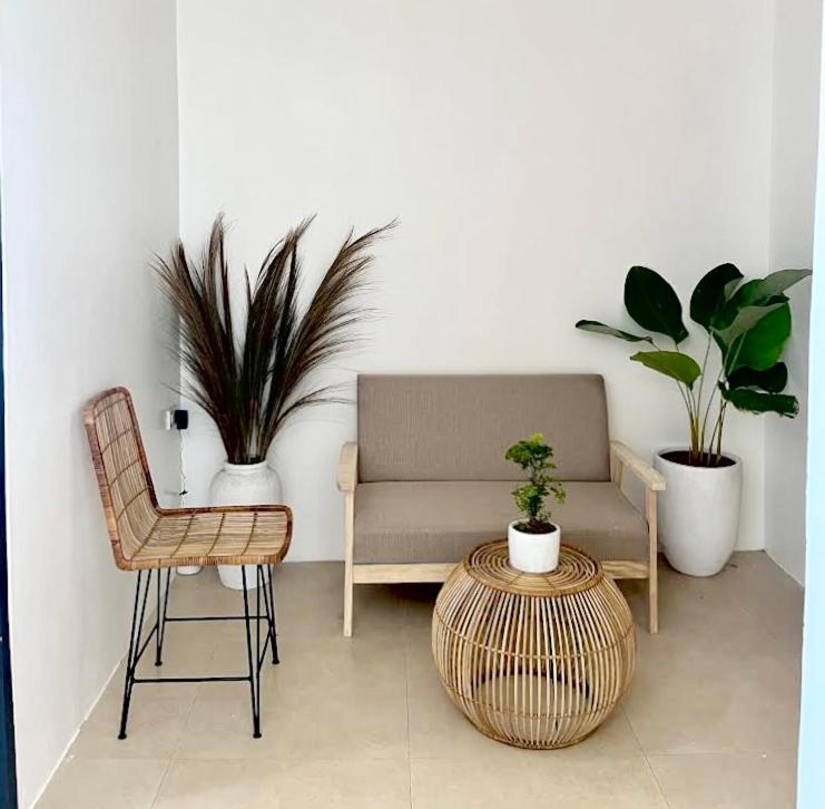 New Modern Suite Near Airport & Beach Sudtungan Εξωτερικό φωτογραφία
